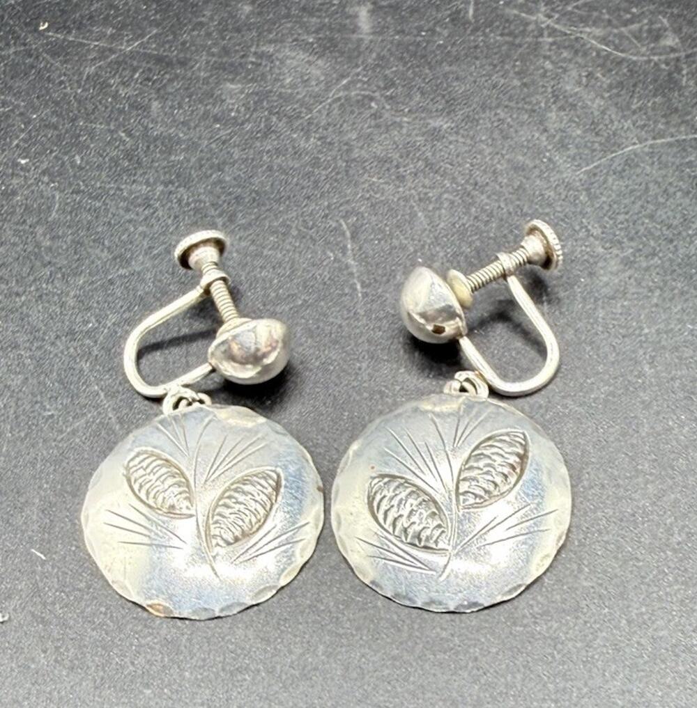 Vintage Stuart Nye Pinecone Earrings Screw Back Sterling Silver - 4.559 grams